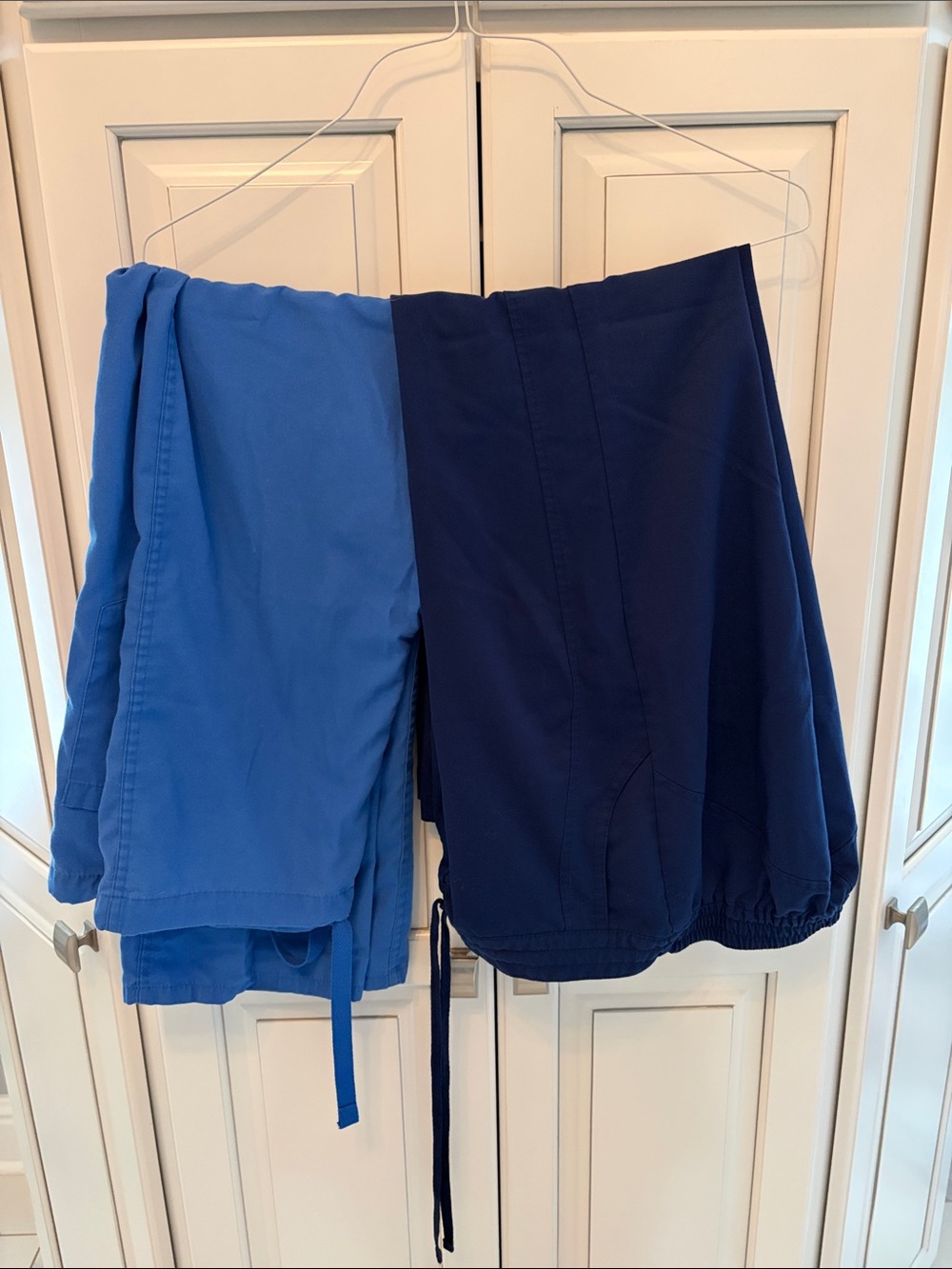 Women’s lot of 2 scrub bottoms.